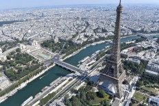 Eiffel tower, Louvre among Paris tourism sites to close on Saturday