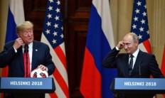 Putin invites Trump to Moscow after US delays summit