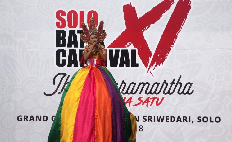 Solo batik carnival united in batik