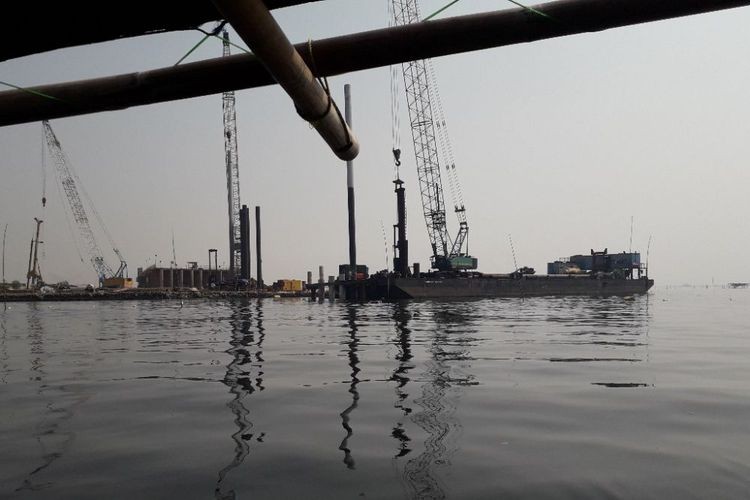 Jakarta Bay reclamation islet bridge to operate next year - City - The