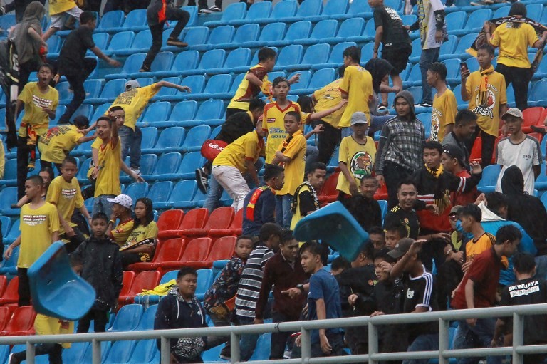 Indonesia Soccer Fans Damage Asian Games Stadium Sports The Jakarta Post