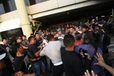 #2019ChangePresident events in Pekanbaru and Surabaya lead to clashes 