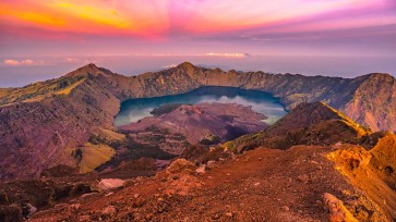 Hiking trail on Mount Rinjani to be reopened