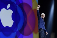 Apple boss Cook meets Chinese regulator after Hong Kong  app criticism