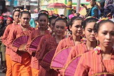 Tackling toxic norms that hold women back in Asia