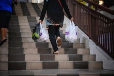 Singapore recycles less than 20% of 1.76 billion plastic items a year