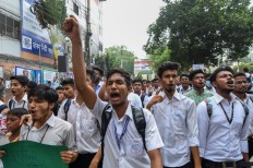 Bangladesh PM urges teen protesters to go home amid violence