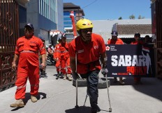 Disabled climber to hoist national flag on Mount Elbrus