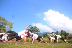 Women in Ungaran embrace yoga for health, beauty
