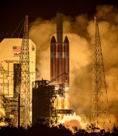 NASA blasts off historic probe to 'touch Sun'