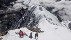 Myanmar climbers eye Hkakabo Razi: The peak conquered only once