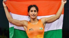 Asian Games: Indian wrestler Vinesh Phogat bags historic gold