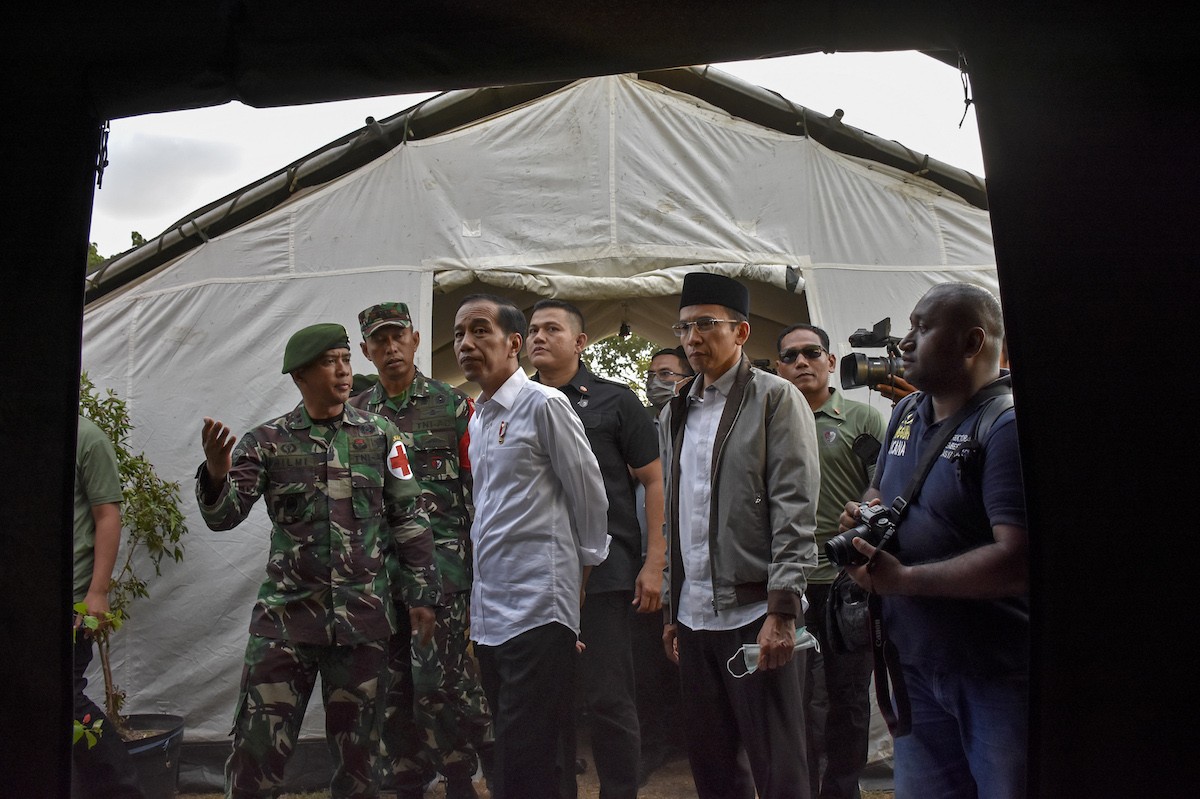 Jokowi to watch Asian Games closing ceremony with Lombok quake survivors