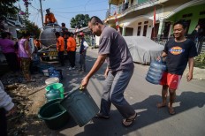 Parts of Tangerang, Bekasi run out of clean water 