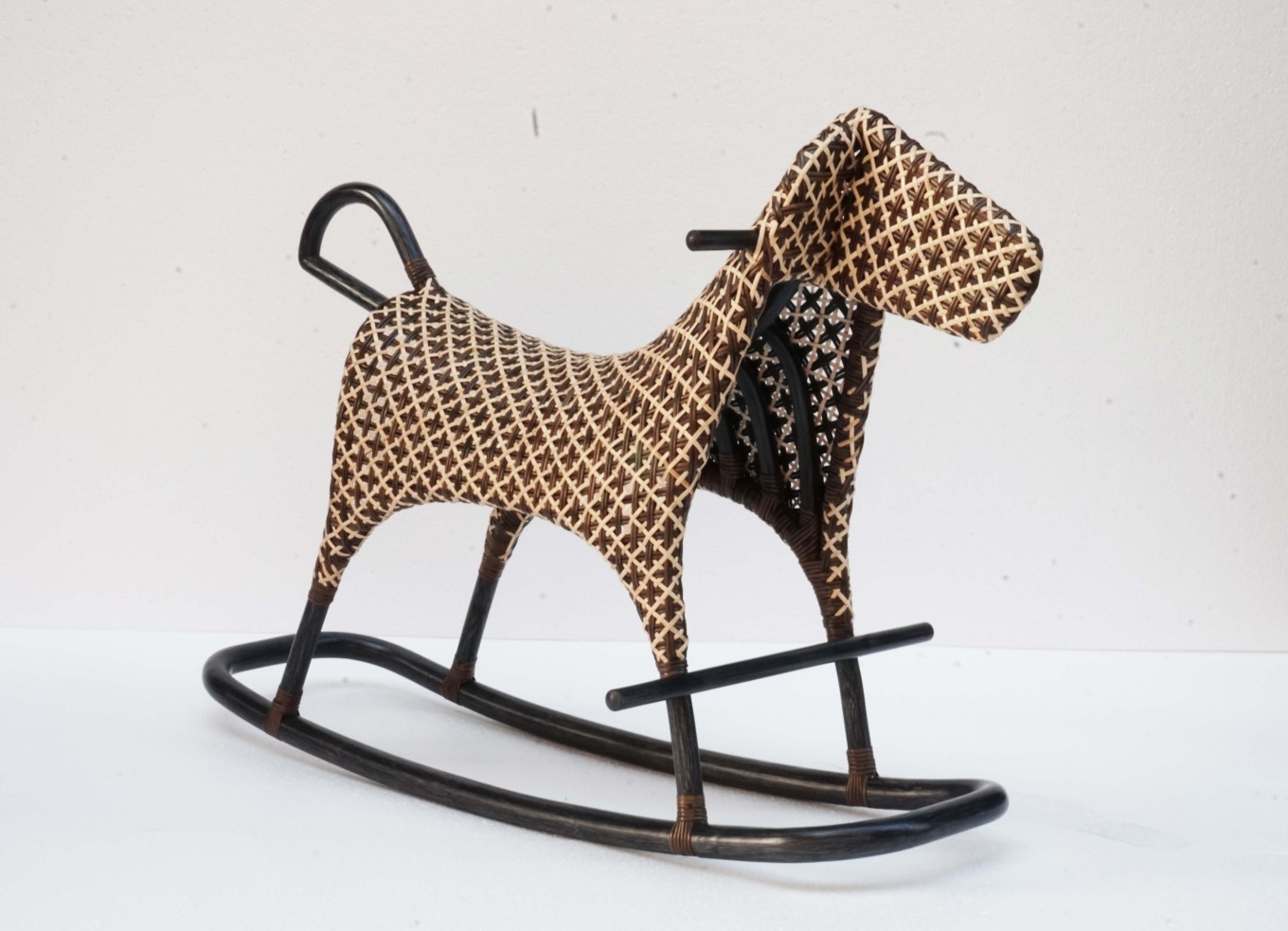 Kuda kayu hasil desain Alvin | Sumber: Handout / Jakarta Post