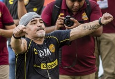 Maradona seeks rebirth in Mexican club