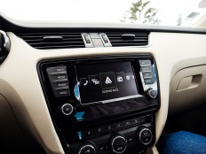 Renault-Nissan Teams With Google and Lets Android Into the Dash