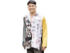 Tities Sapoetra to present collection in Paris