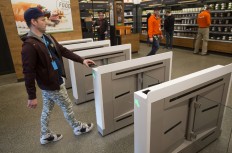 Amazon said to plan up to 3,000 cashierless stores by 2021