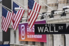 Global stocks tumble after Trump 'crazy' Fed comment