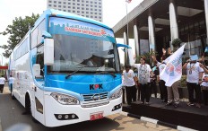 Criminalizing private commercial bribery