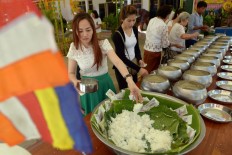 Cambodia's Festival of the Dead: rice offerings and Buddhist chants