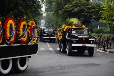Vietnam bids final farewell to president before burial