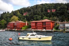 Foreigners snap up Istanbul's iconic waterfront mansions