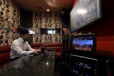Karaoke office: Japan inc. shifts to unusual workspaces