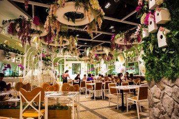 Hello Kitty cafe saying goodbye early next year