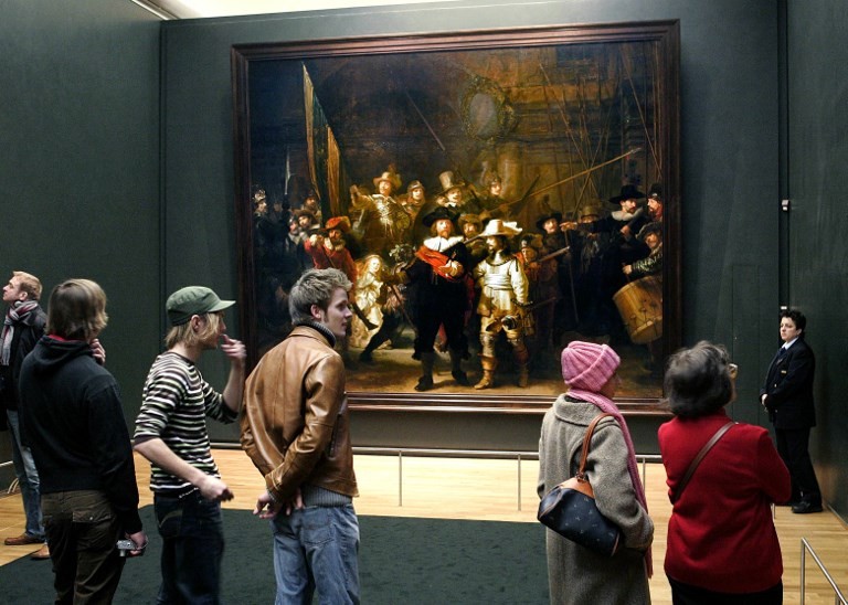 Rembrandt used a lead-containing layer to protect The Night Watch from  moisture