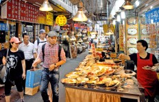 The other side of Korea: Art, food and history