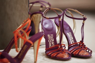 Wanda Ferragamo, who built fashion giant from shoes, dies at 96