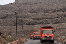 Bantar Gebang residents ask for increase in 'smelly money'