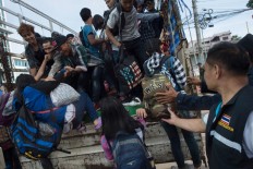 Thailand immigrant crackdown eyes 'dark-skinned people'