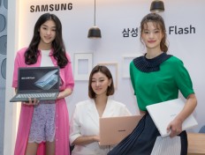 Samsung working on foldable display laptop