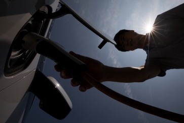 Charge your electric car in 15 minutes, Australian firm promises