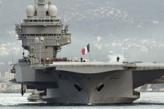 France launches plan for new aircraft carrier
