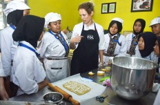 Dutch chefs train vocational school students in Malang