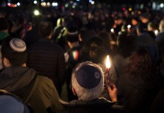 Shooting sparks outpouring of grief from American Jews