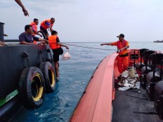 Limited underwater visibility hampers search for flight JT610 