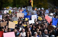 Some 1,500 protest Trump, mourn US synagogue dead