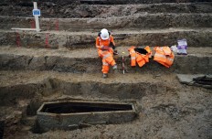 Skeletons unearthed in giant UK train line excavation
