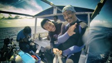 Diver dies in search for Lion Air jet crash dead