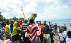 West Lombok fishermen hold 'Roah Segara' to maintain harmony