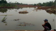 South Tangerang boy drowns in water-filled construction hole
