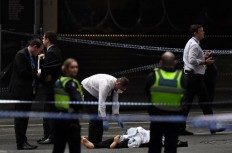Police say treating Melbourne stabbing as a terror attack