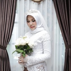 JT610 victim's bride takes wedding photo shoot without groom