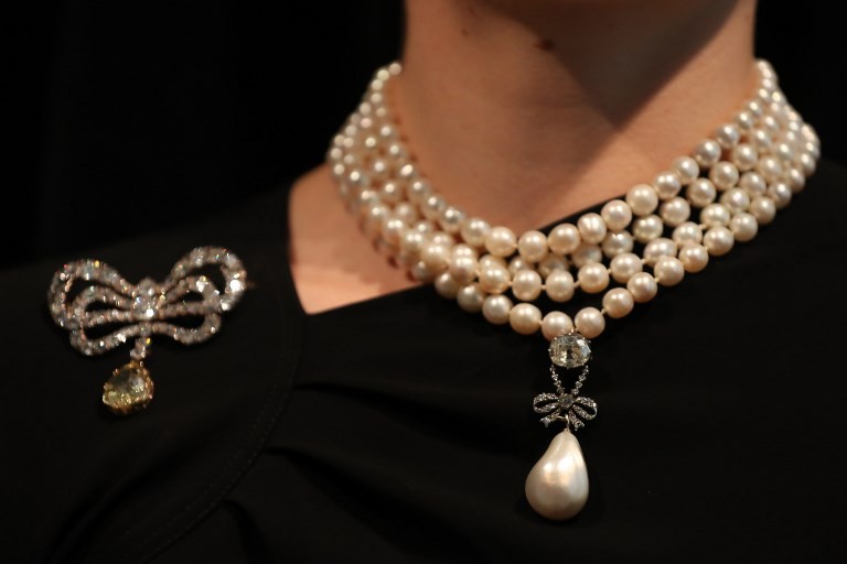 Marie Antoinette's exquisite jewels go under the hammer - Art