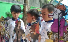 Contemporary 'wayang' lures millennials to kindergarten's exhibition